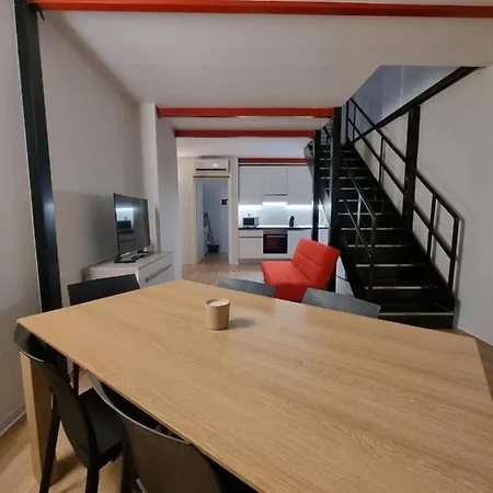 Casa vacanze Movida Loft A Piazza Marconi Lido - A 1 Minuto!!! *